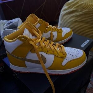 Nike Dunk High